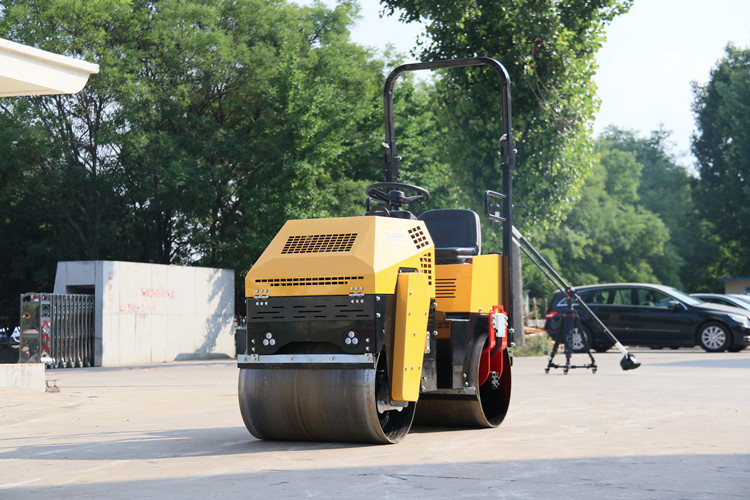 “明星款”小型壓路機(jī)，讓大家的選擇不再“迷路”！